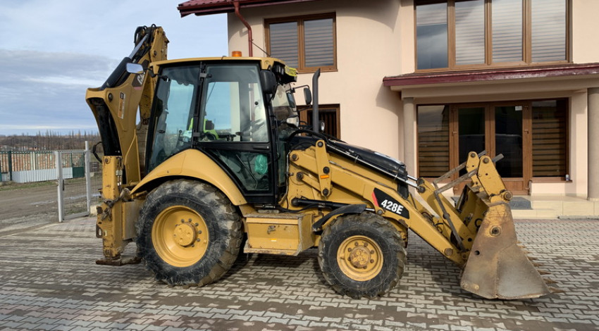 Buldoexcavator CAT 428 E (b)