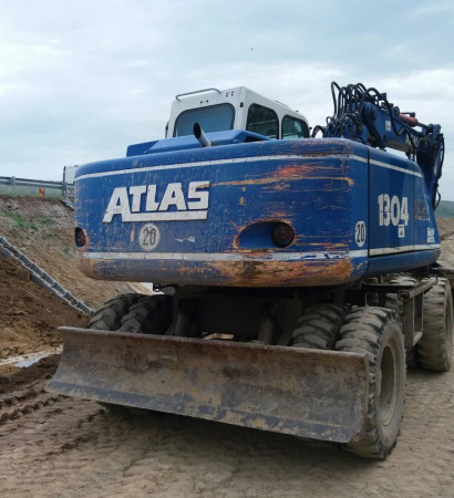 Excavator cu roti Atlas 1304 (b)