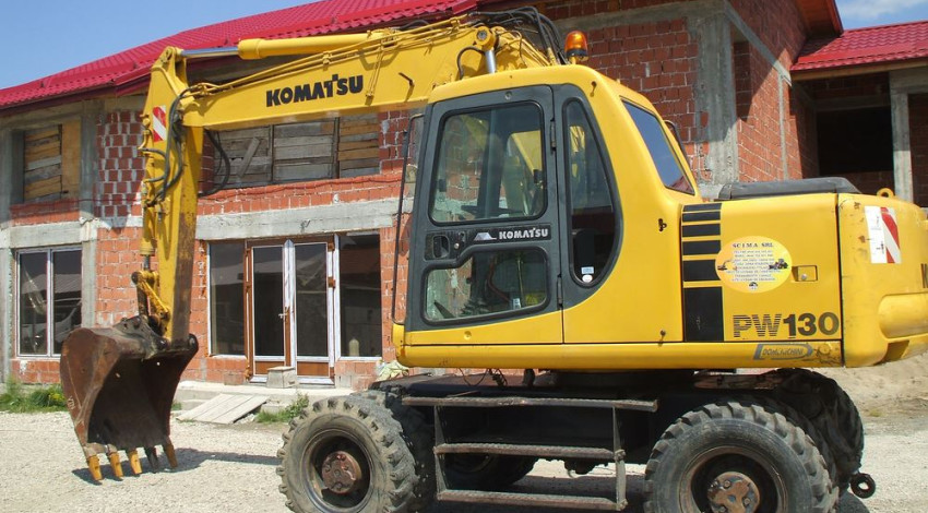 Excavator cu roti Komatsu PW 130 6K