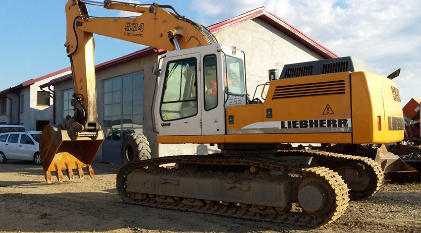 Excavator cu senile LIEBHERR R 934 LITRONIC (a)