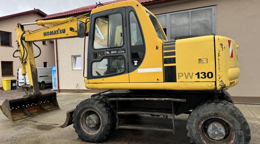 Excavator cu roti Komatsu PW 130 6K